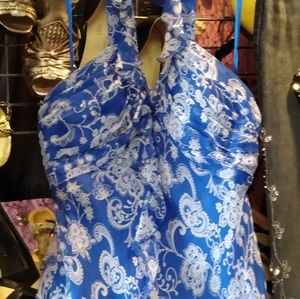 Spenser Jeremy sleeveless ruffled blouse